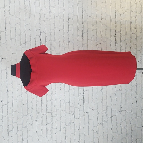 Nicole Miller Dresses & Skirts - Nicole Miller Studios Size 10 Short Sleeve Red Cocktail Dress